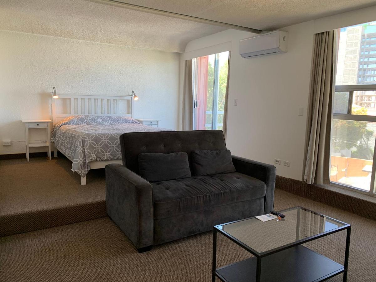 Dali Suites Hotel ティファナ エクステリア 写真